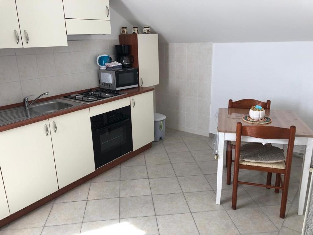Francis Appartements Pakoštane Exteriör bild