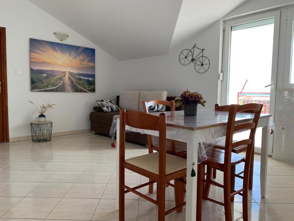 Francis Appartements Pakoštane Exteriör bild